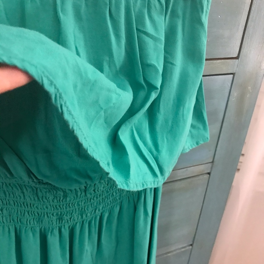 Dress - Picture 5 of 5